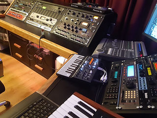 Reverbs and delays used by Sudad G