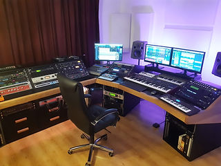 Studio Room 01