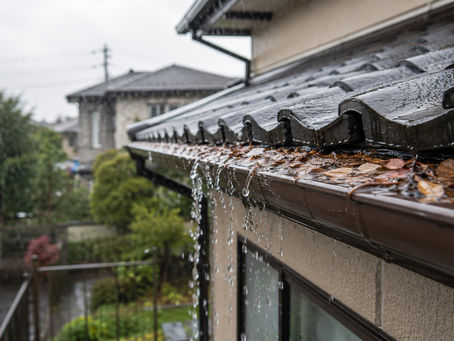 大雨の前にやるべき家の点検とは?被害を防ぐために確認したいポイント
