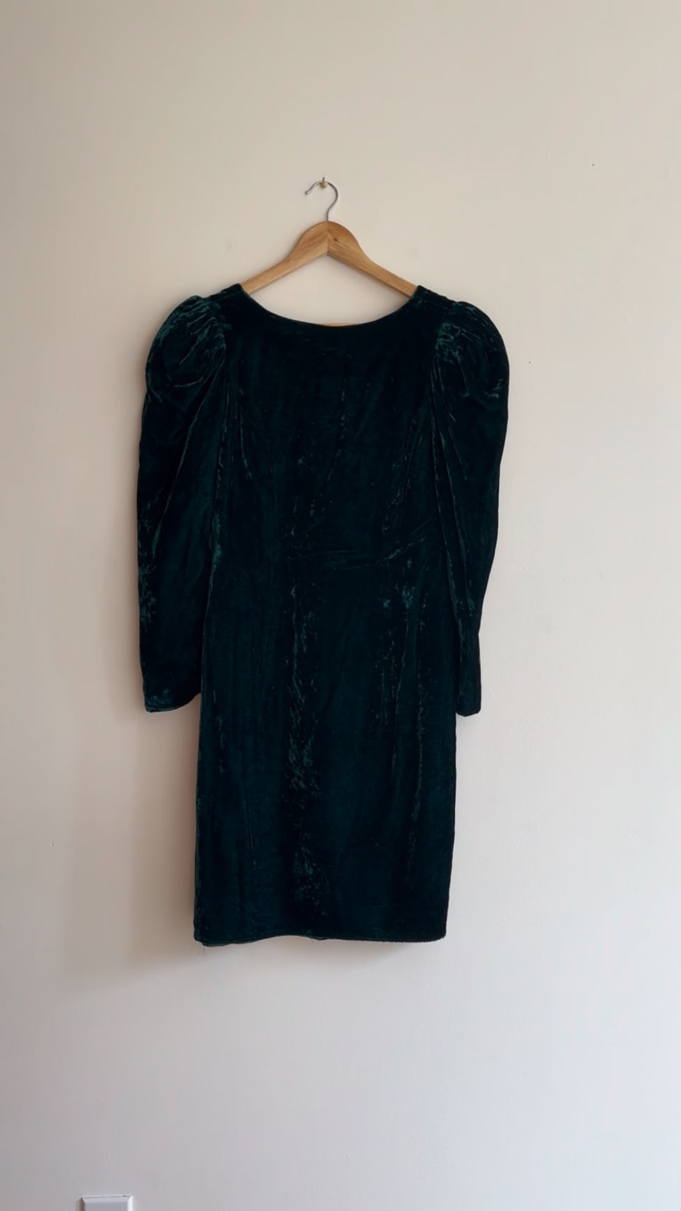 Thumbnail: VTG CRUSHED VELVET DRESS - FITS SIZE 4/6