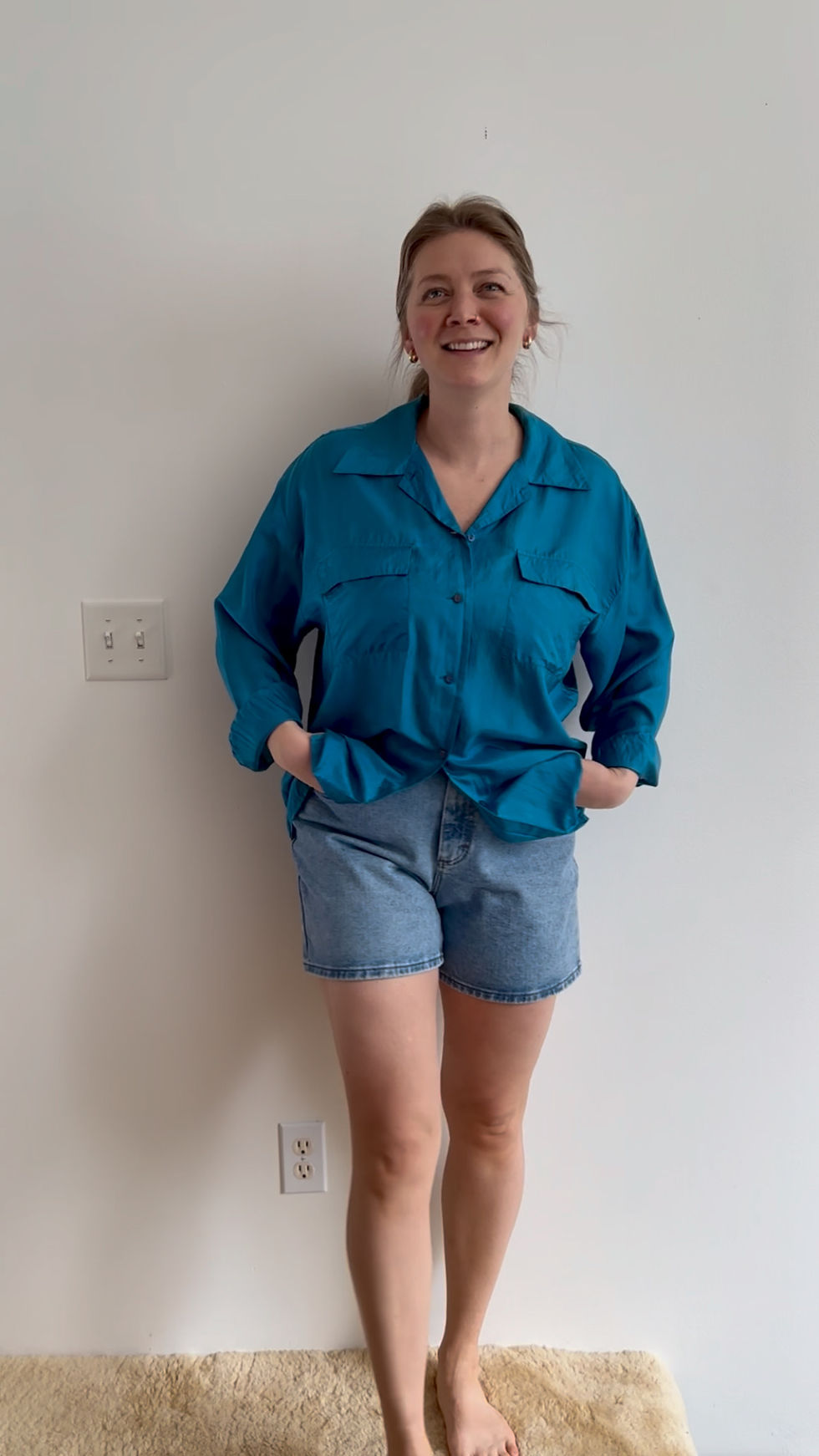 VTG LIGHTWASH DENIM SHORTS - 32” WAIST