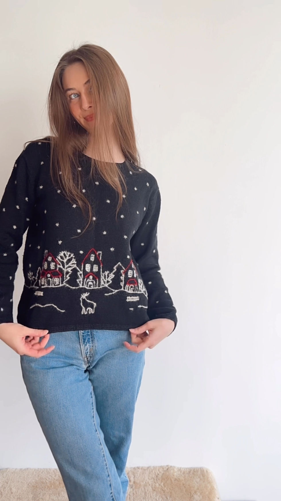 SNOWY NEIGHBORHOOD SCENE KNIT - FITS SIZE S/M