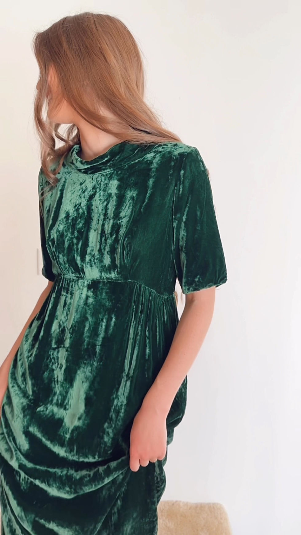 Thumbnail: VTG GREEN CRUSHED VELVET GOWN - FITS LIKE SIZE 6/8