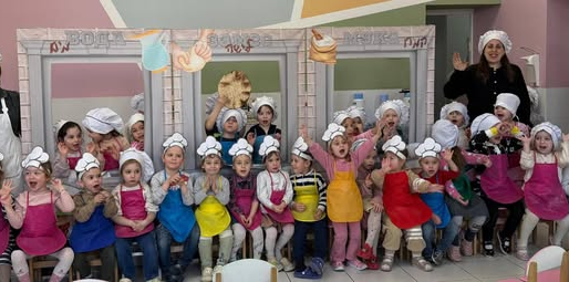 У дитячому садку «Хабад» відбувся святковий Седер Песах