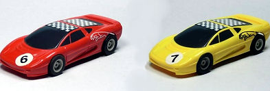 Micro Scalextric set G1007 My First SCALEXTRIC Jaguar XJ220 2005 (1).jpg