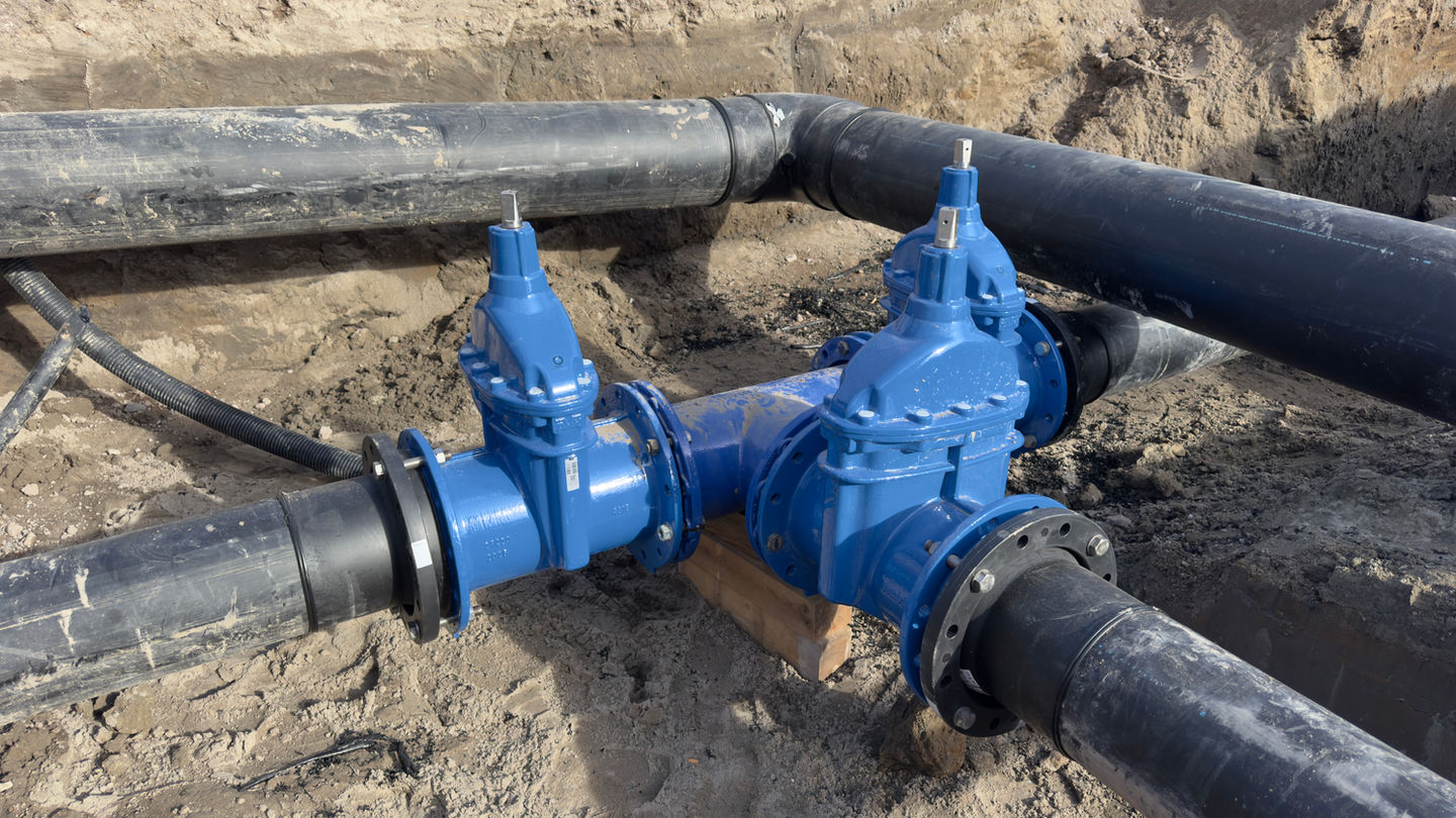 inbouwen hdpe
kunststoflassen
bron water
bluswater leiding
