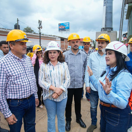 Gladyz Butanda presenta beneficios del teleférico de Uruapan a diputados y alcaldes