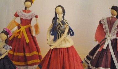 Invitan a taller de muñecas de hoja de maíz en el Antiguo Colegio Jesuita de Pátzcuaro