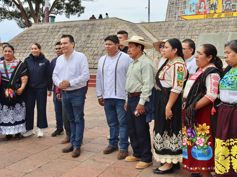 Noche de Muertos en Janitzio tendrá altares monumentales y actividades tradicionales