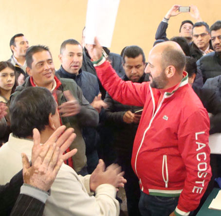 JORGE GONZÁLEZ ESCALERA SE REGISTRA COMO PRECANDIDATO POR EL PRI A LA PRESIDENCIA DE PÁTZCUARO