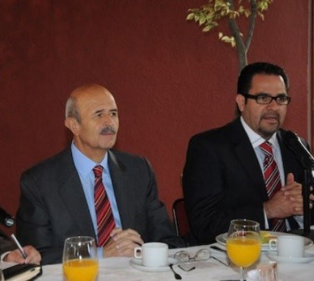 DETIENEN A EX SECRETARIO DE FINANZAS DE FAUSTO POR DESVÍO DE 26 MDP