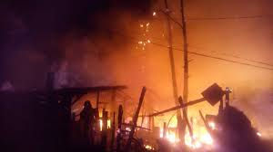 ABREN CENTRO DE ACOPIO PARA DAMNIFICADOS POR INCENDIO EN LOMA BONITA