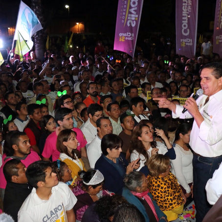SILVANO ARRANCA CAMPAÑA ACOMPAÑADO DE MILES DE JÓVENES