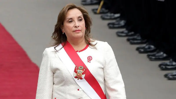 Perú: Congreso peruano destituyó a Dina Boluarte en medio de crisis nacional 