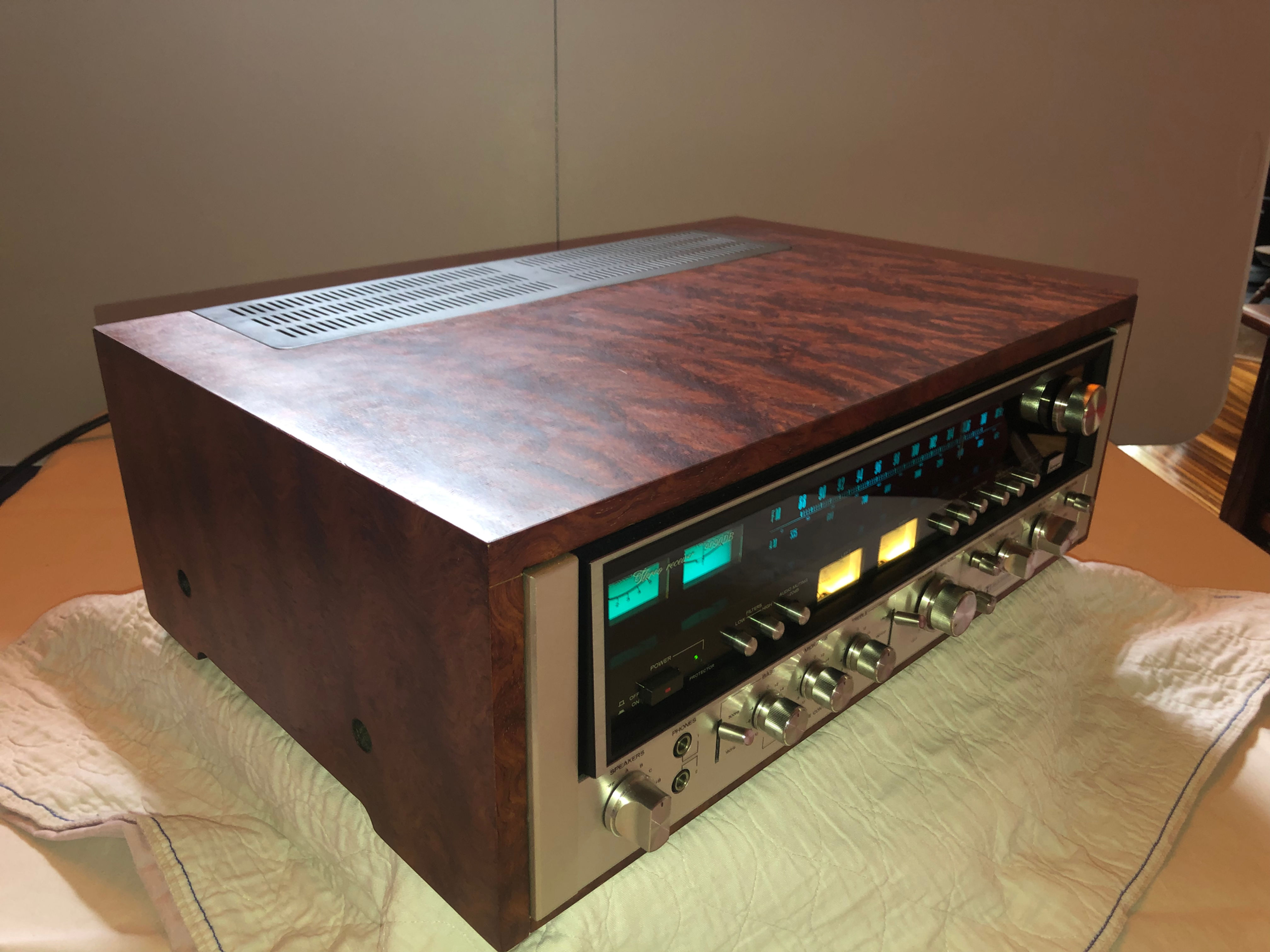 Sansui 9090DB - Receiver