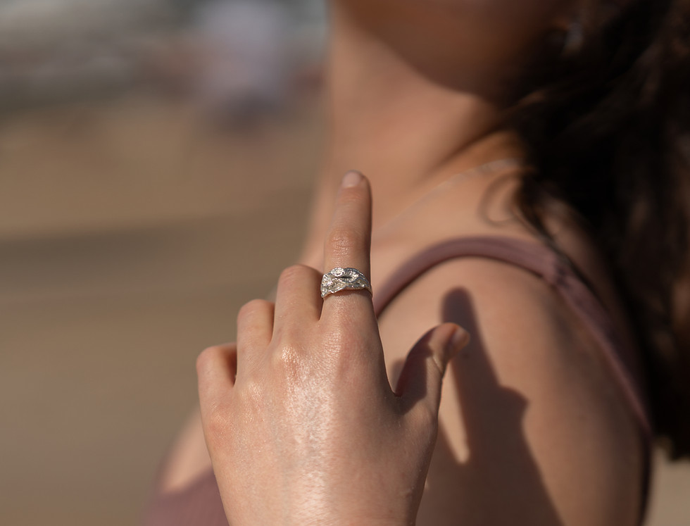 Thumbnail: Coral Ring