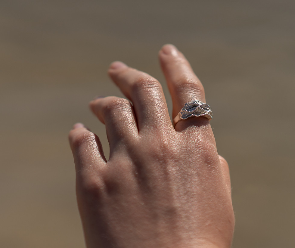 Thumbnail: Coral Ring