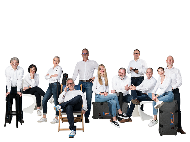 Gruppenbild-11-Personen-1280x960.png