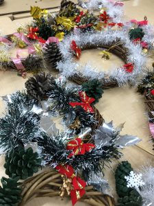 クリスマスリースを作ろう☆彡