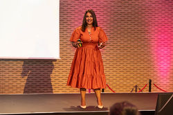 South-Africas-Best-Female-Speakers-Desirae-Pillay-4