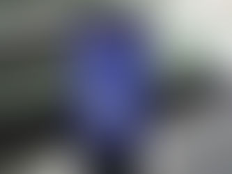 Czy warto oklejać szybę folią ochronną?