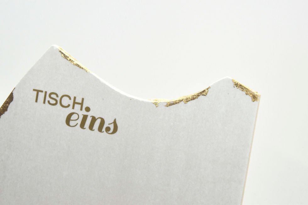 Miniaturbild: Tischnummer "Fliese"