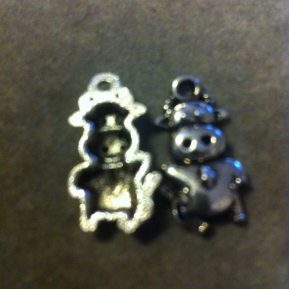 Thumbnail: Charms: Cute silver cows#281