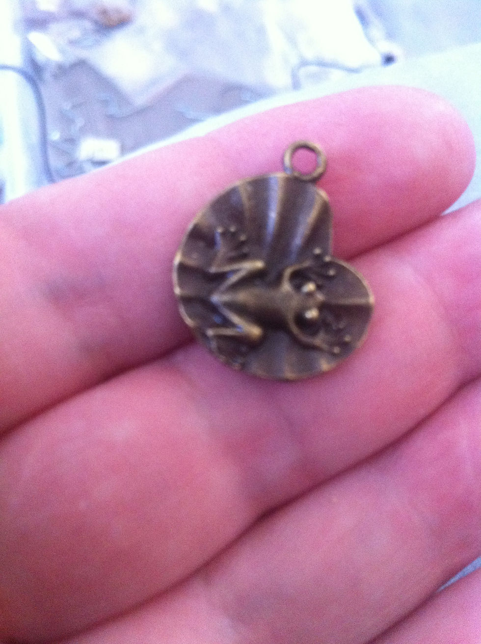 Thumbnail: Charms: Bronze frogs on waterlilies #107