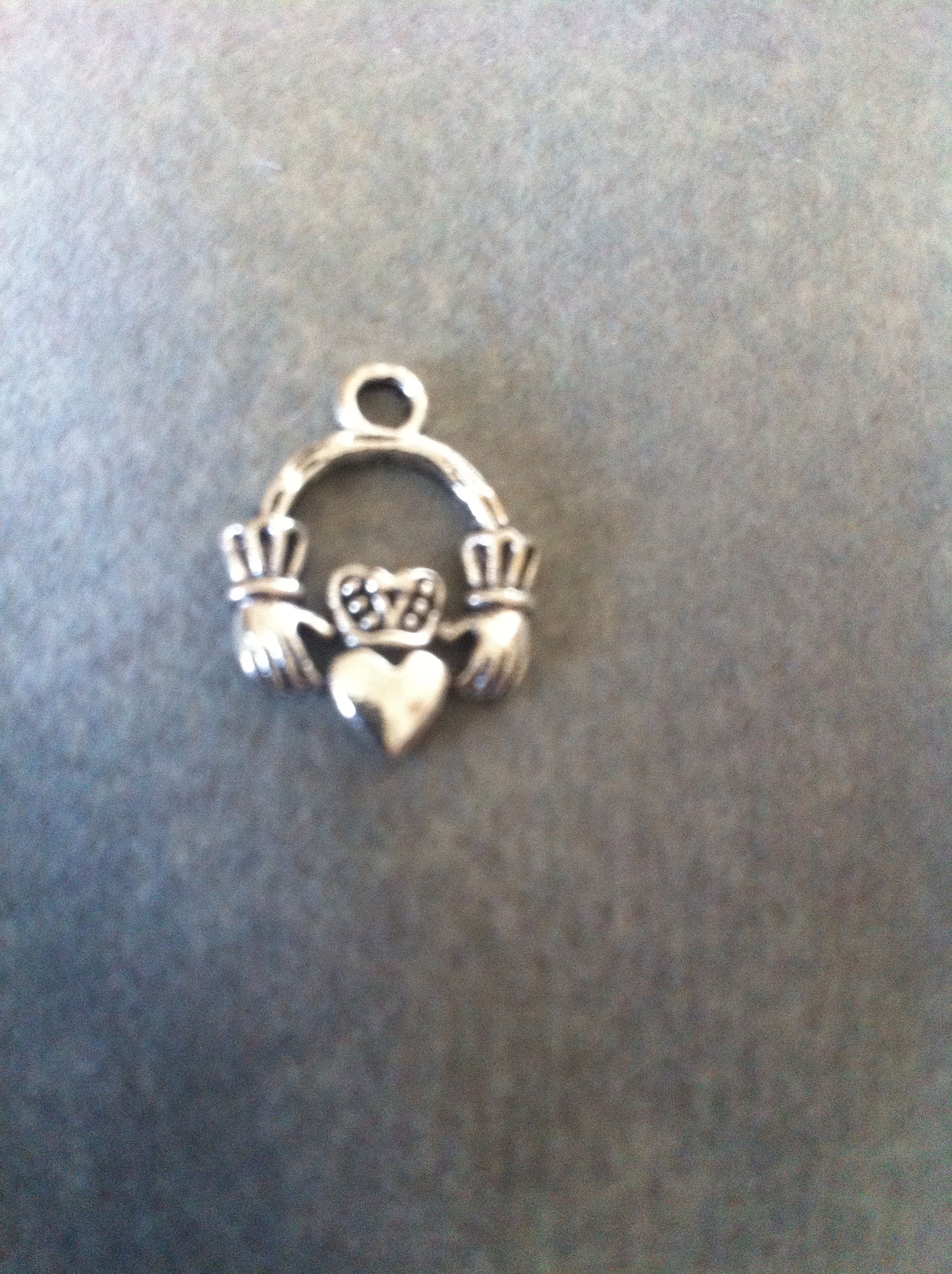 Charms: Claddagh, silver #117