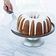 cake cake lifters, square cake lifter, round cake lifter, nordic ware cake lifter, home baking gifts, gifts for bakers, baking gifts, baking presents
