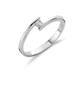 Princess Cut Diamond Ring