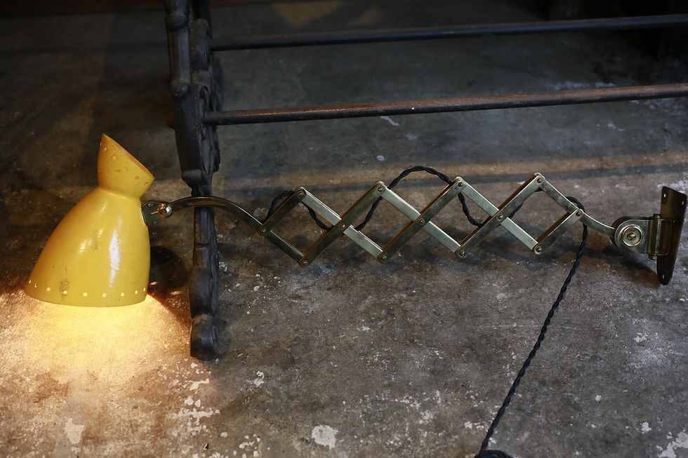サムネイル： WALL  LAMP