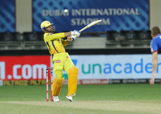 Chennai should free Dhoni: Chopra