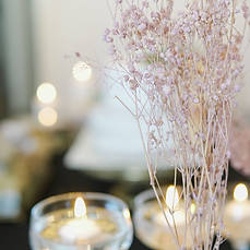 Blanc Photographique élégant Post Instagram (6).png