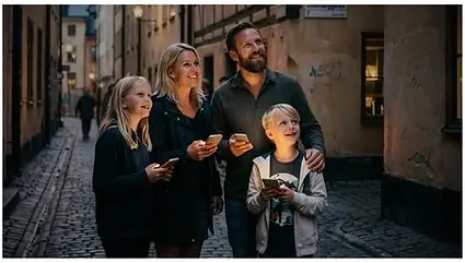 Gå en spökvandring när det passar dig - familj ute i Gamla stan med den interaktiva spökvandringen