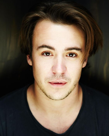 Oily Skin: Skin Whitening Treatment in Dubai for Skin Men