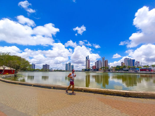 População de Campina Grande reclama da sujeira no Açude Velho