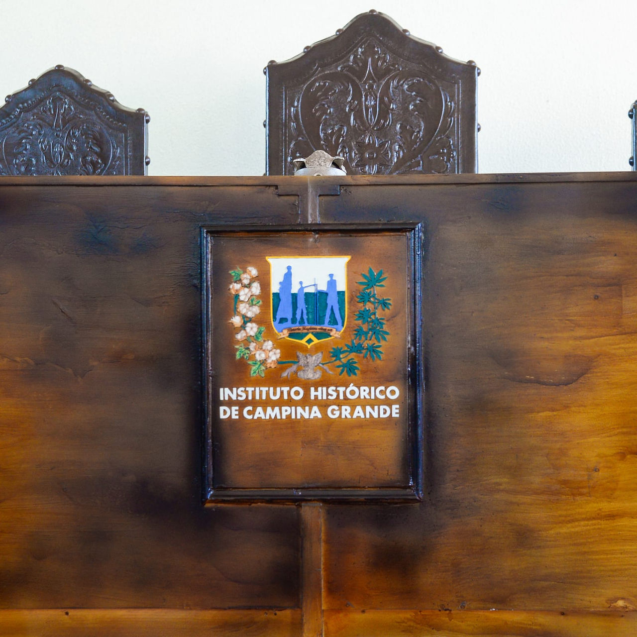 Emblema do instituto