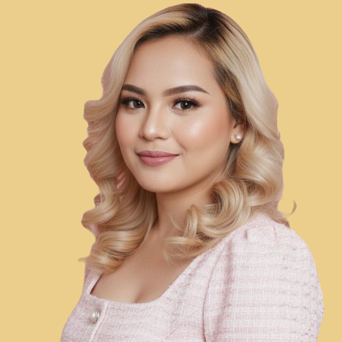 applestar Headshot.jpg