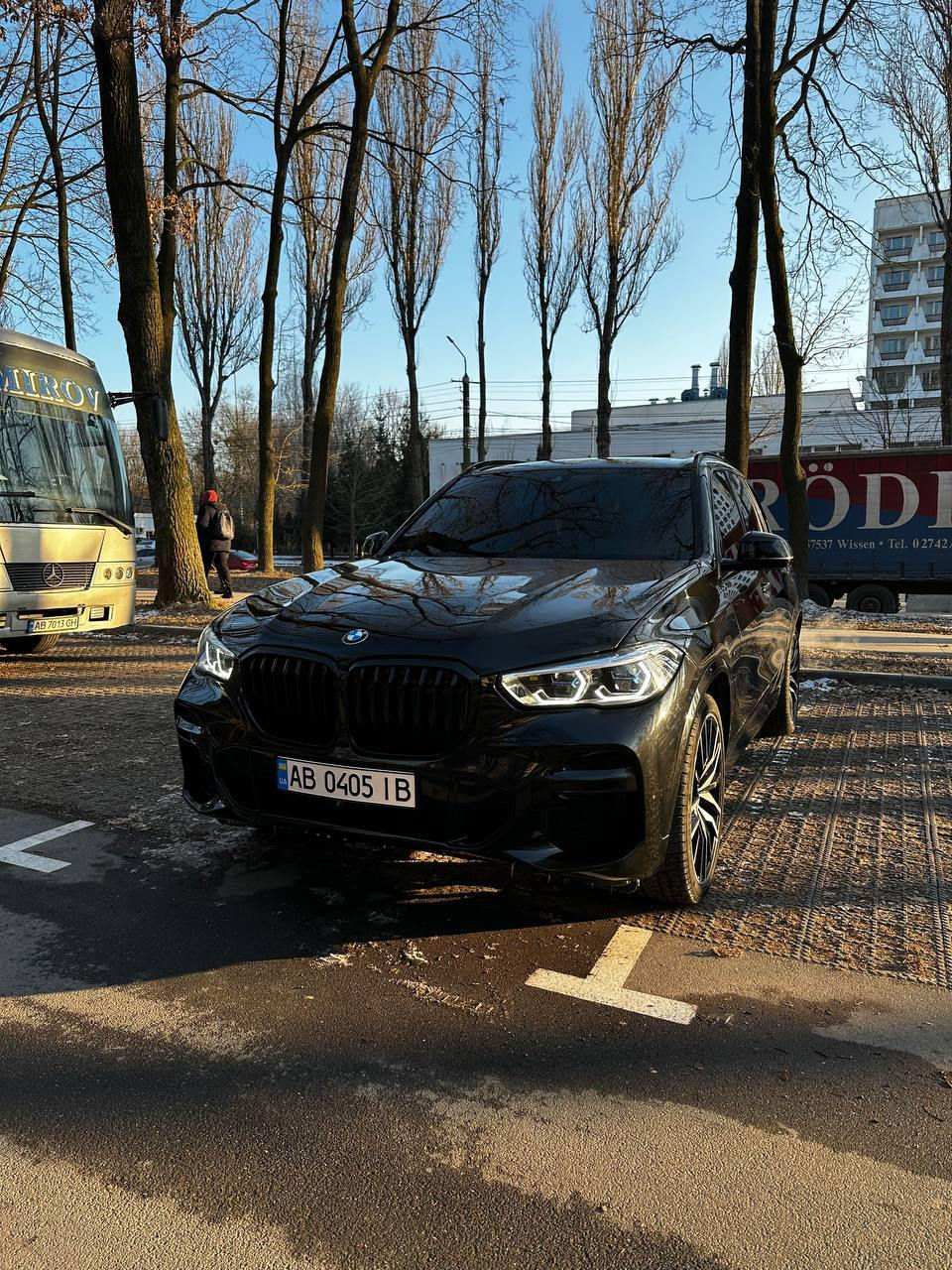 Прев'ю: Чорний BMW X5 Xdrive40I, повний привід, 2022 рік випуску
