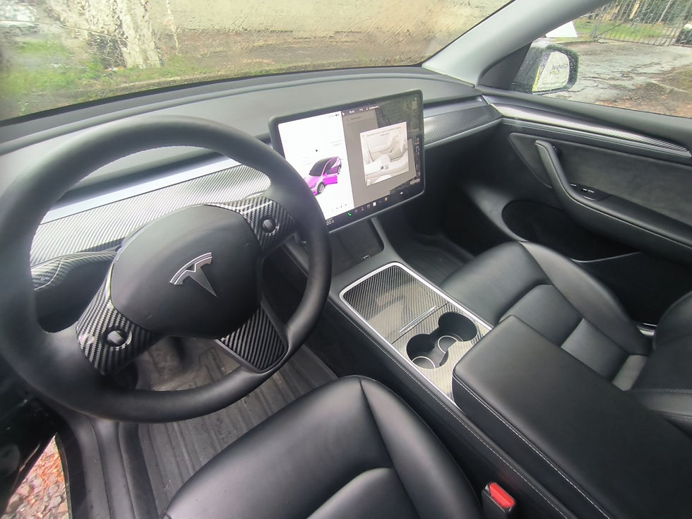 Прев'ю: Салон електромобіля Tesla Model Y Long Range AWD, 2023 року