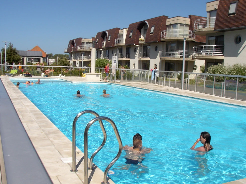 verwarmd zwembad (27°C)