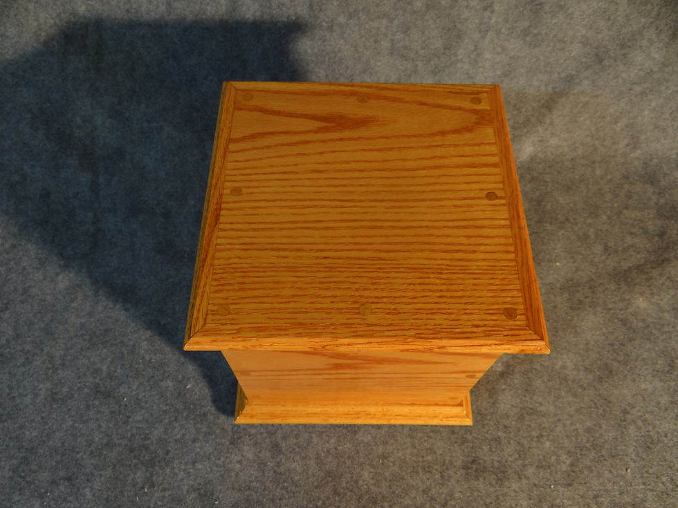 Thumbnail: 300 Cubic Inch Urn, Oak Wood w/ Golden Oak Stain