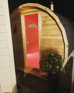 1E04888E-F265-451D-A444-DE130198B33C