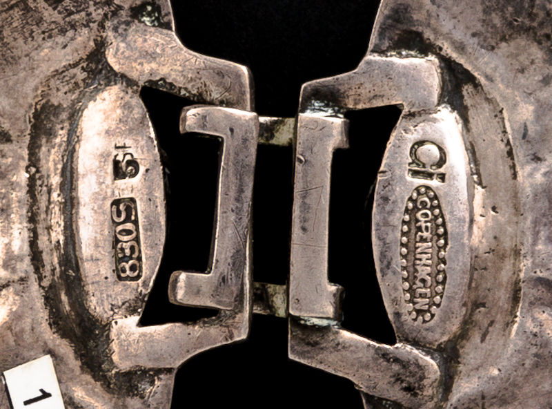 Thumbnail: Silver Belt Buckle