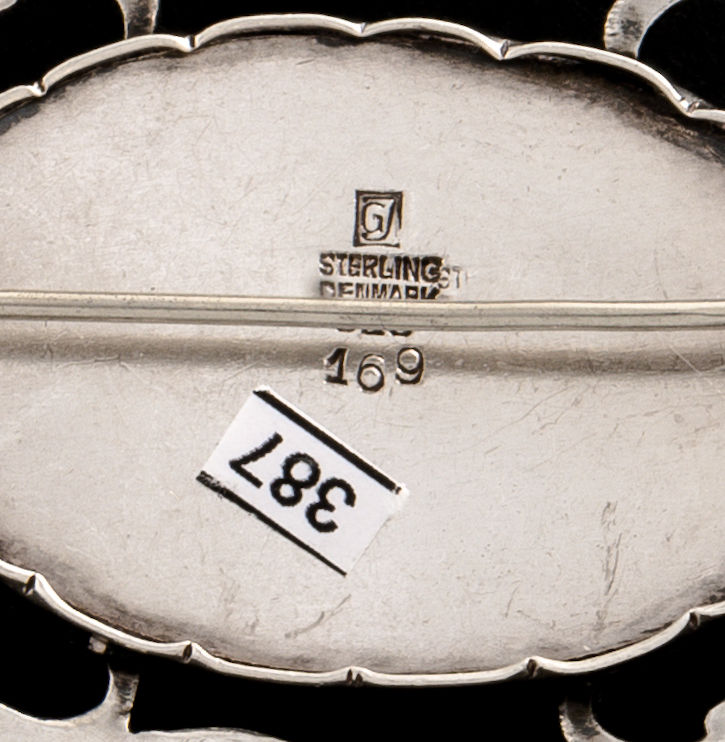 Thumbnail: Silver Brooch
