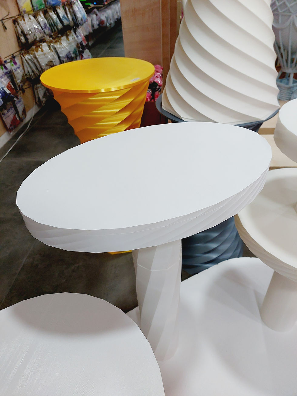 Mesa Soportes Solo Tapa Ovalada 40 cm