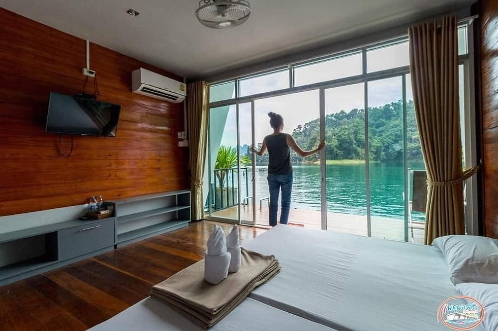Lake View Room