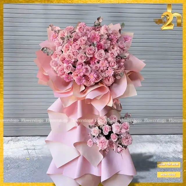 Hoa khai trương là món quà chúc phúc cho công việc thuận lợi. Cùng Flowerstogo.vn khám phá 5 mẫu kệ hoa khai trương sang trọng, ý nghĩa.