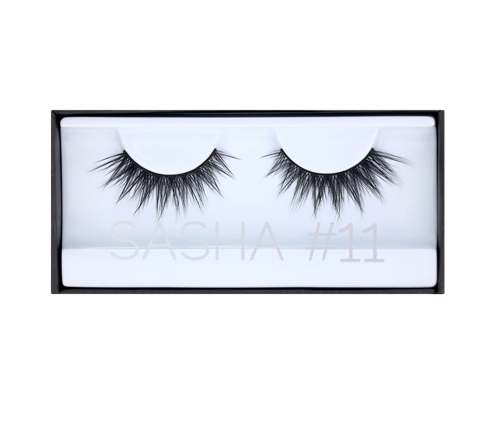 Thumbnail: Huda Beauty Classic False Lash - Sasha #11
